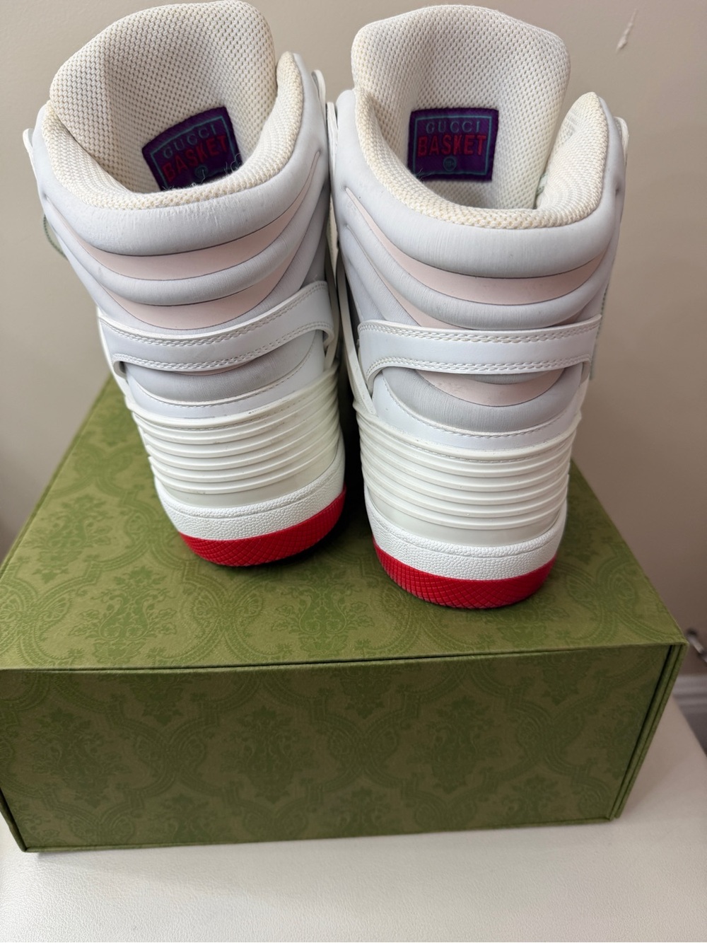 Gucci White High-Top Sneakers with Red Soles and Green Accents - Picture 10 of 17